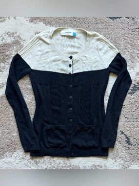 Y2K Sparrow Knit Button Cardigan Sweater